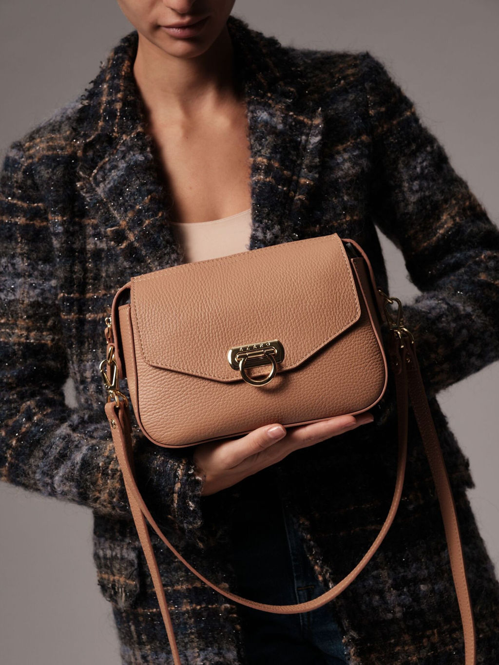 Сумка через плечо Azaro 3684 бежевая нуга