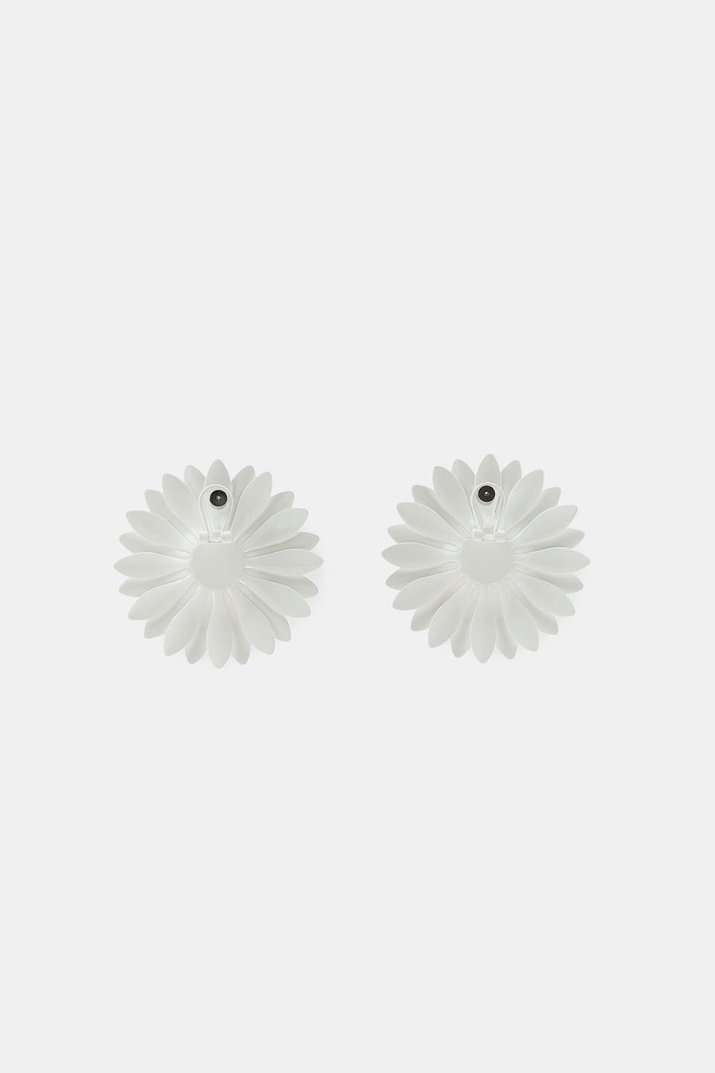 MAXI PENDIENTES MARGARITA / Blanco - Zara фото 4