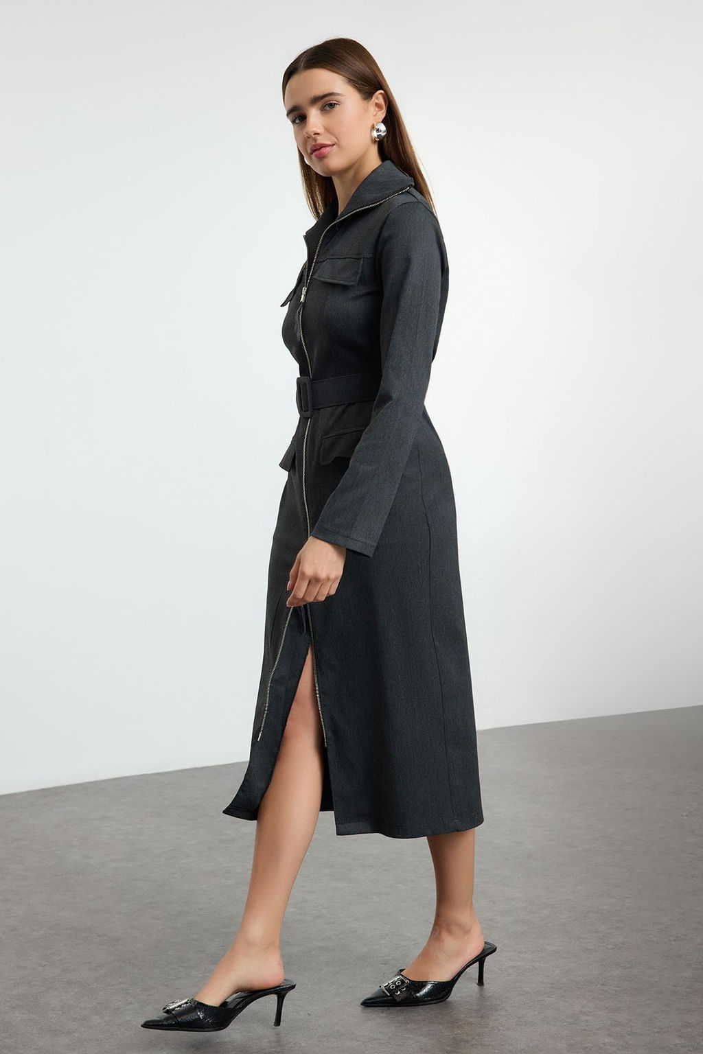 Trendyolmilla Lacivert Fermuarl? Cep Detayl? Gabardin Kumas Midi Dokuma Gomlek Elbise TWOAW25EL00261  фото 12