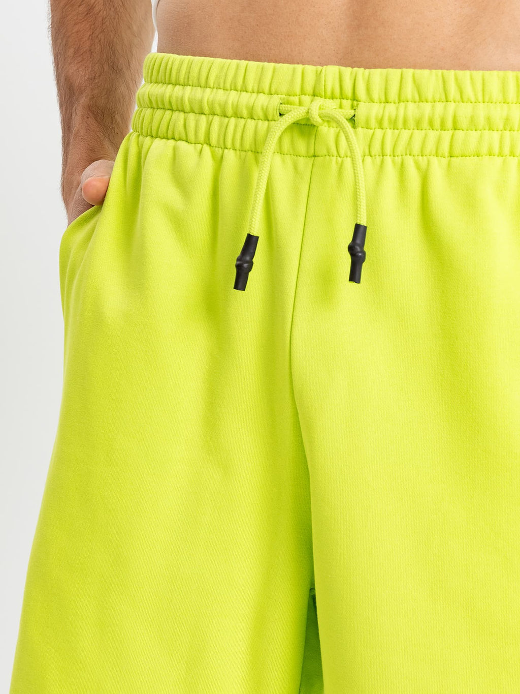 Шорты мужские свободные салатового цвета с текстом - Mark formelle фото 5