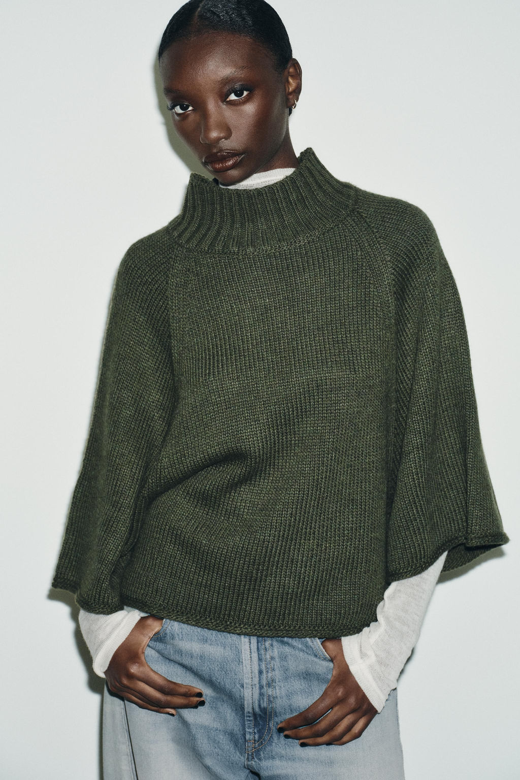 KNIT PONCHO SWEATER - Zara фото 2