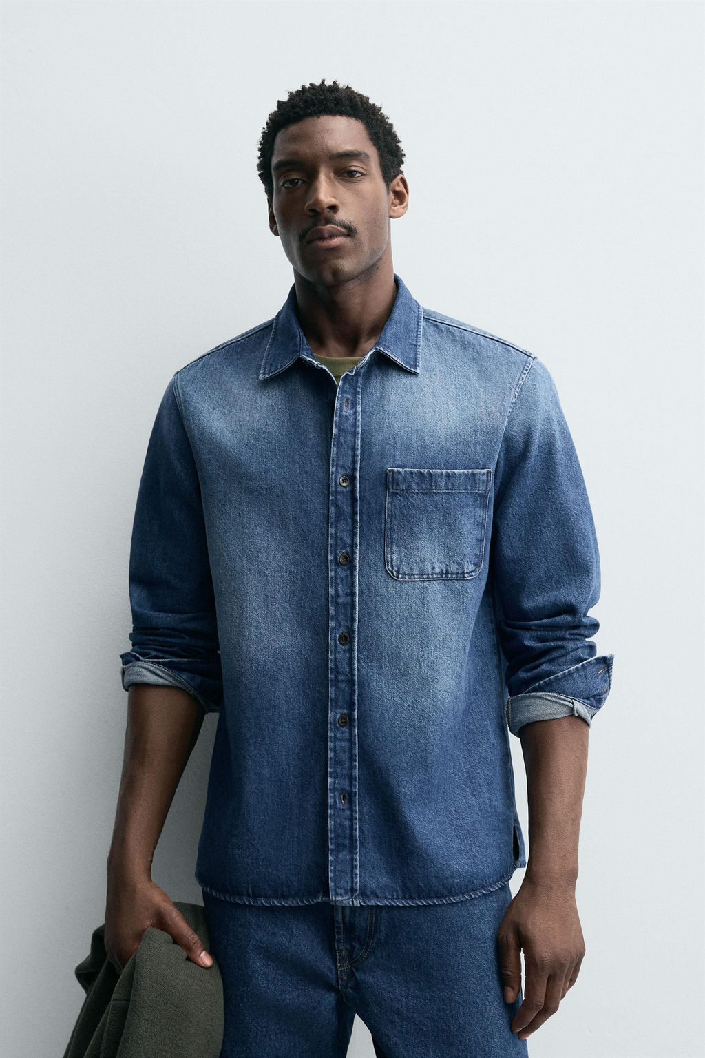 WASHED DENIM SHIRT - Zara фото 2