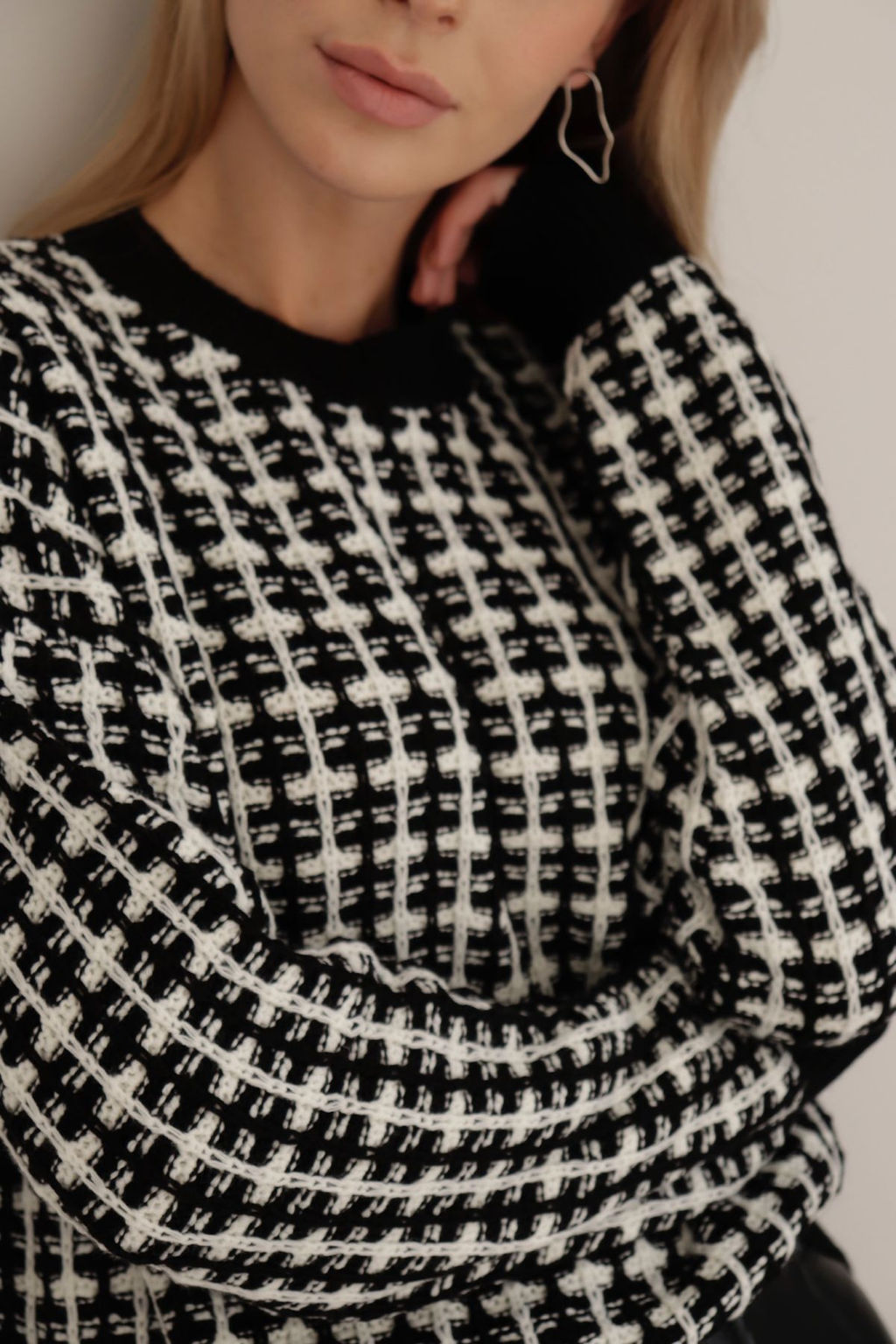 10398 Джемпер чёрно-белый - Martichelli фото 7