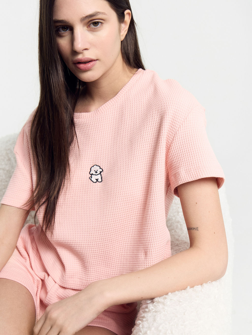 Комплект женский (футболка, шорты) в розовом цвете - Mark formelle фото 2