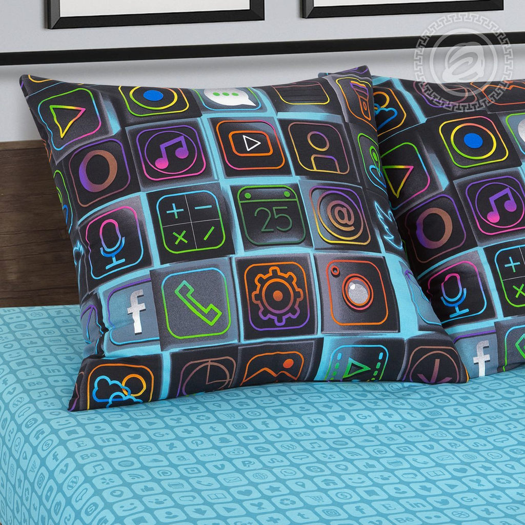 Постельное белье Смарт (поплин DE LUXE) Евро/Пододеяльник: 1 шт. - 215*200; Простыня: 1 шт. - 215*240; Наволочка: 2 шт. - 70*70; DE LUXE