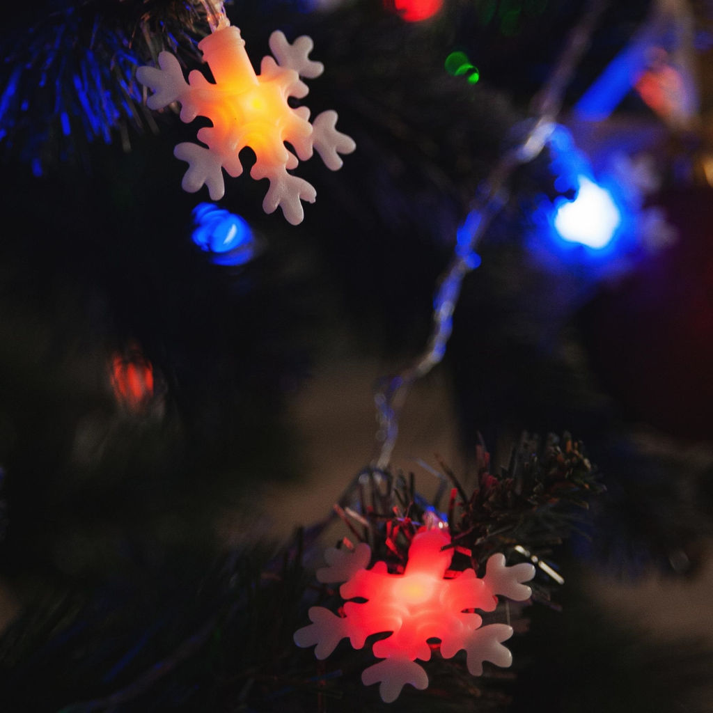 ULD-S0700-050/DTA MULTI IP20 SNOWFLAKES-3 Гирлянда светодиодная с контроллером Снежинки-3, 50 светодиодов, 7 м, разноцветная, IP20,провод прозрачный - Volpe фото 6