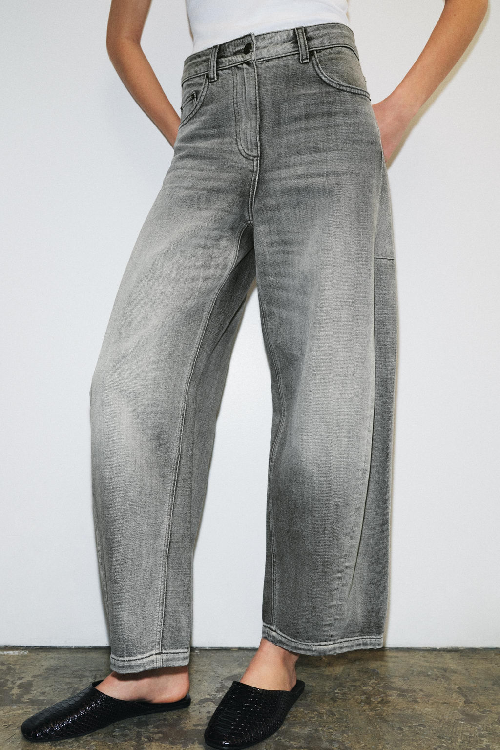 ZW COLLECTION ANKLE balloon mid-waist JEANS - Zara фото 4