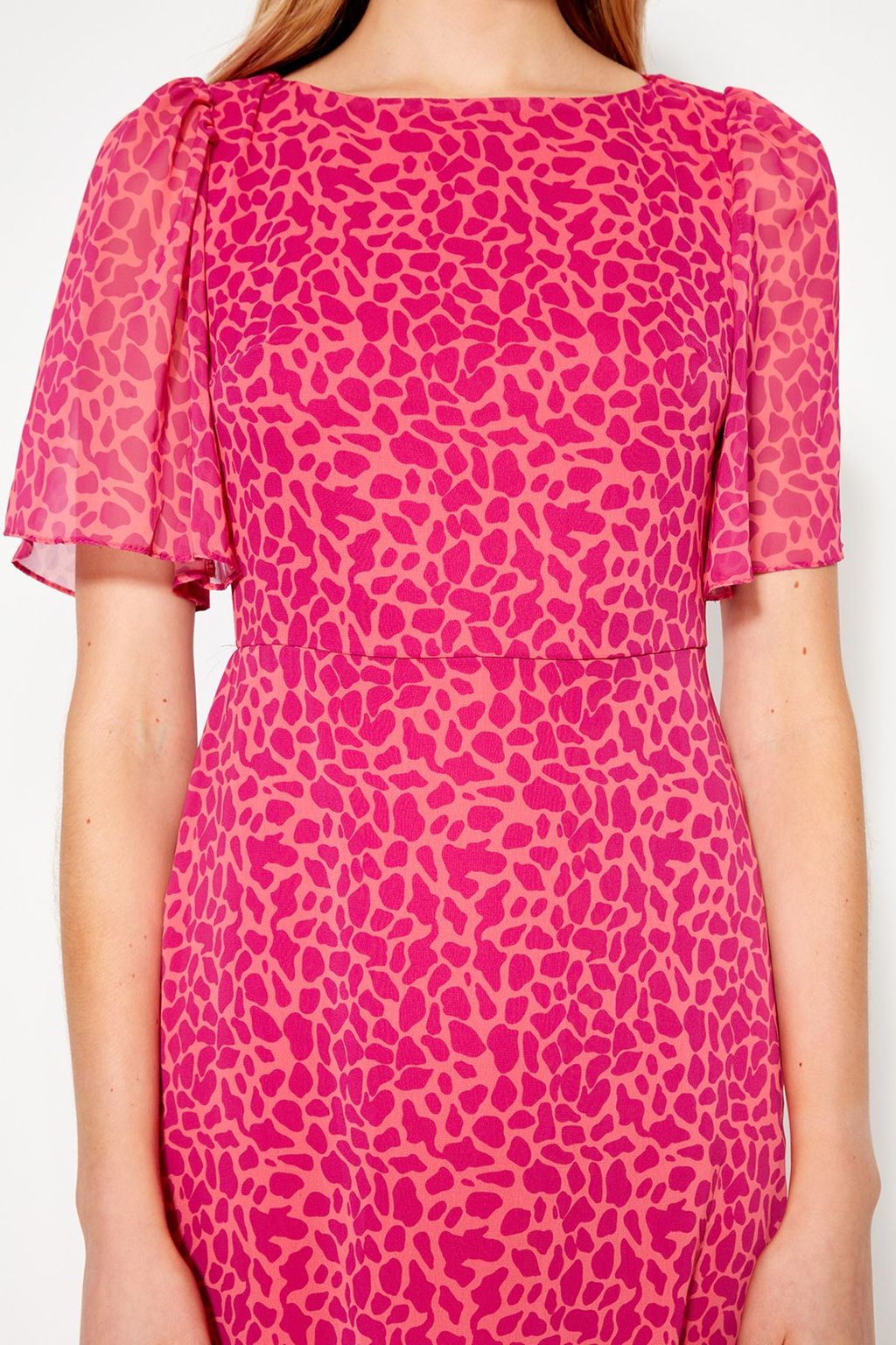 Fusya Animal Desenli A Kesim Melek Kol Astarl? Sifon Ucus Ucus Dokuma Midi Elbise TWOSS23EL01372