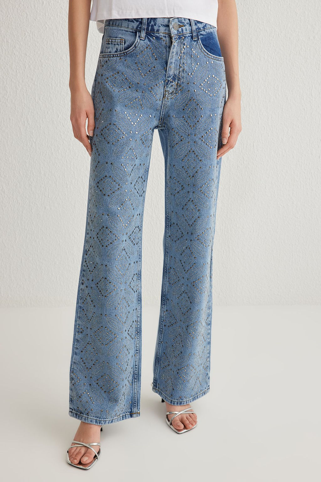 Mavi Tasl? Yuksek Bel Wide Leg Jeans TWOSS25JE00020 - Trendyolmilla фото 3