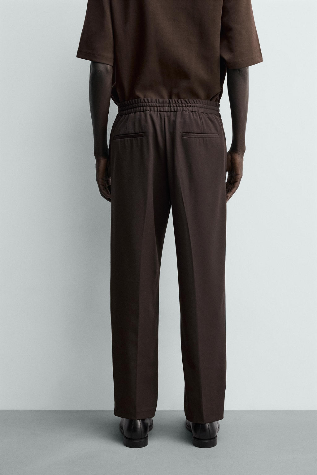 PANTAL?N CINTURA JOGGER CONFORT / Chocolate - Zara фото 3