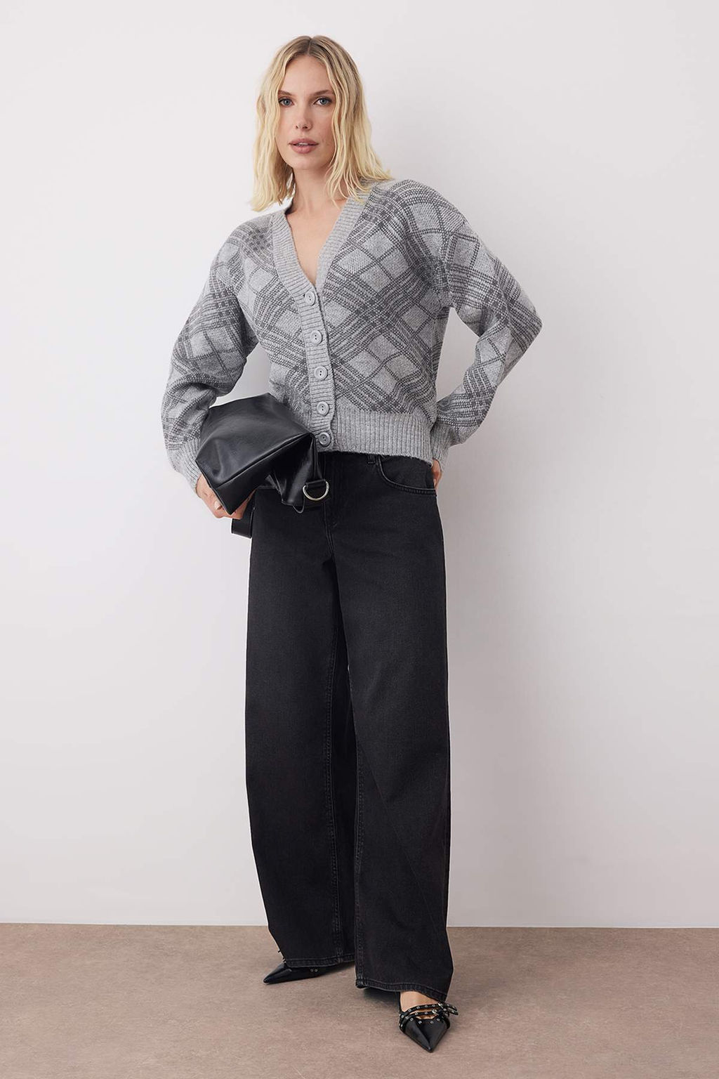 Murdum Yumusak Dokulu Baklava Desenli V Yaka Triko H?rka TWOAW26HI00229 - Trendyolmilla фото 6