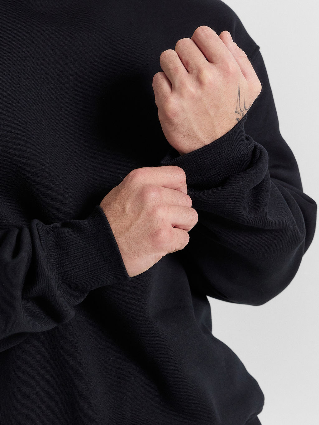 Комплект мужской черный (свитшот, брюки) черный 191021 - Mark formelle фото 8