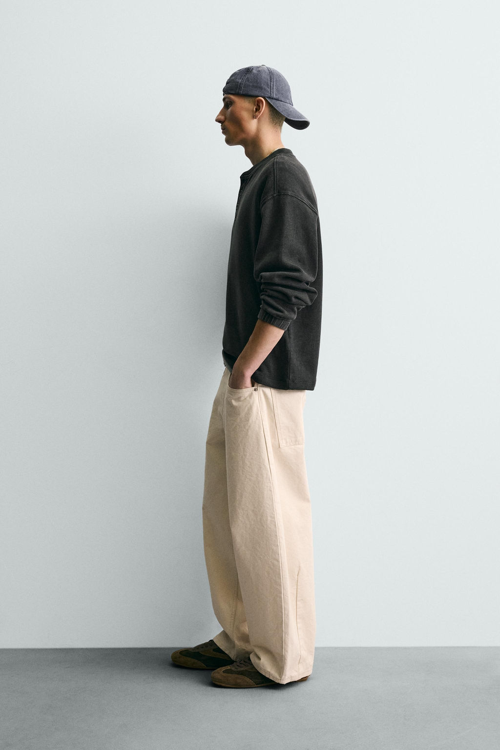 SUDADERA CUELLO PANADERO ESTRUCTURA / Antracita oscuro