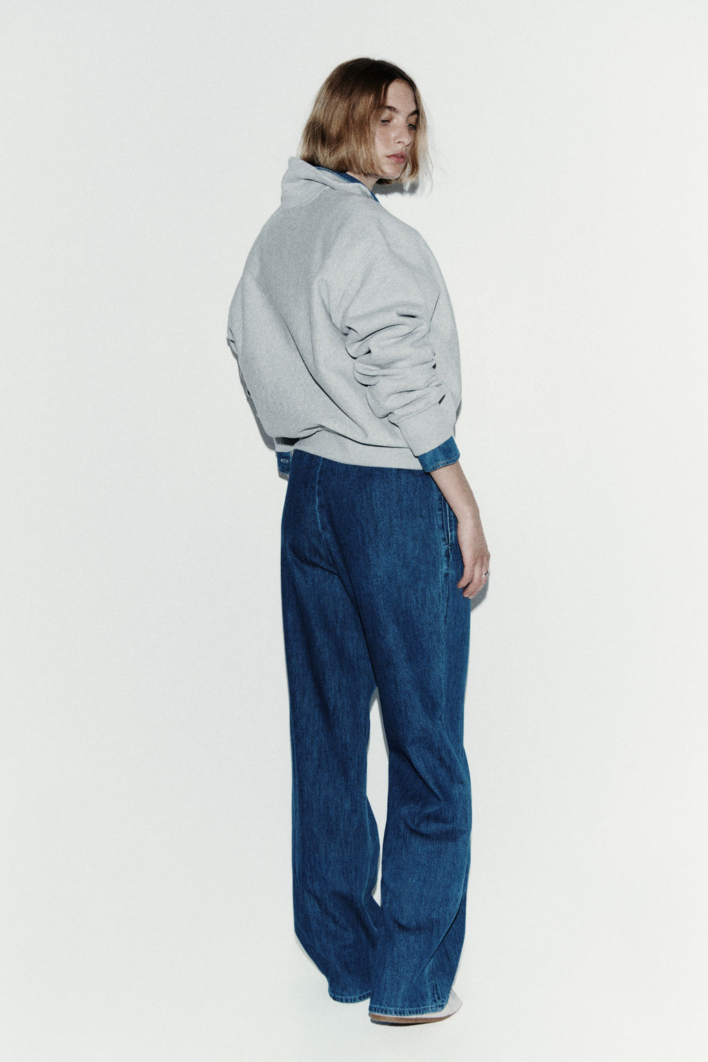Pantal?n denim con cord?n de ajuste - H&m фото 7