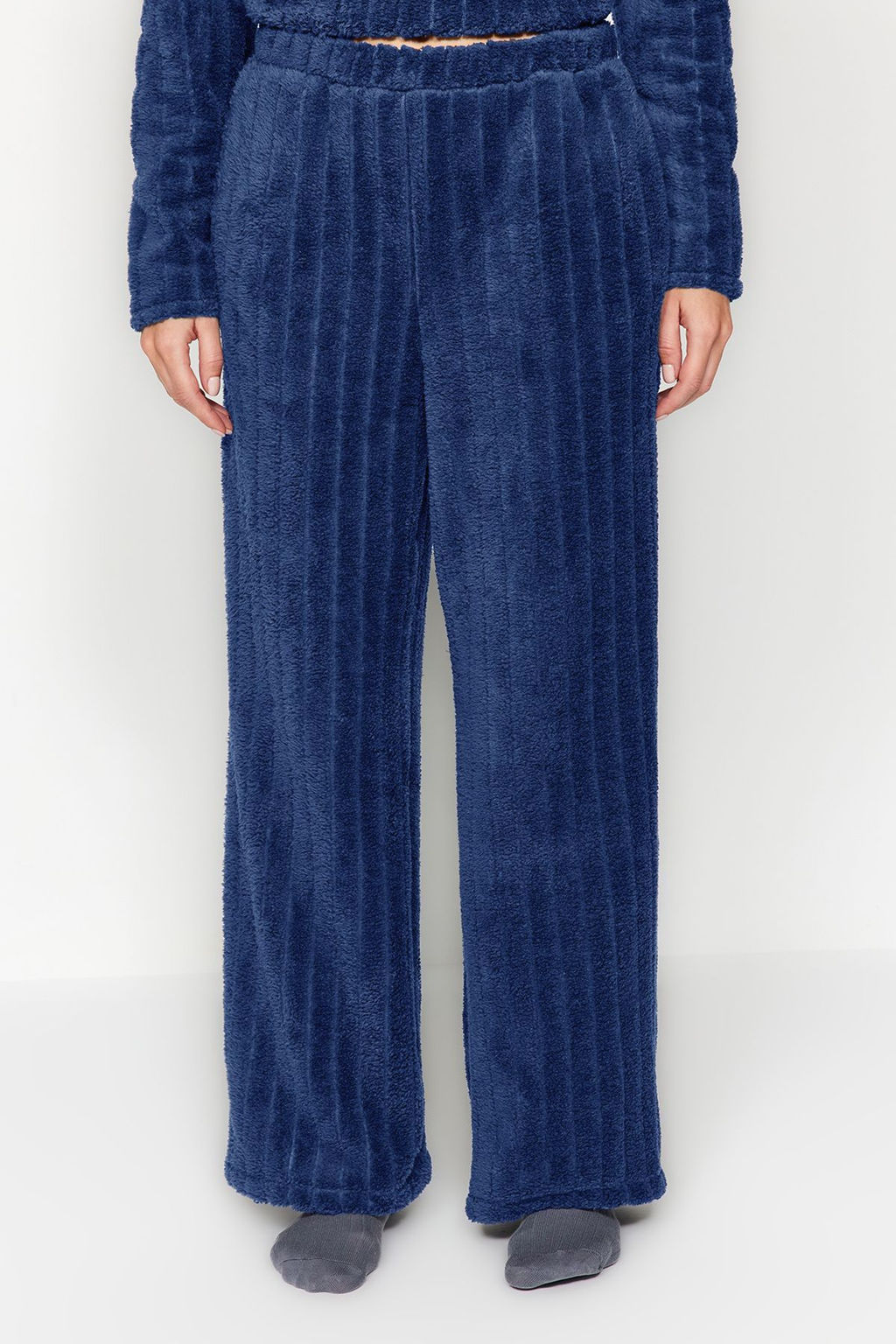 Trendyolmilla Antrasit Wellsoft K?sl?k Orme Pijama Tak?m? THMAW24PT00042  фото 7