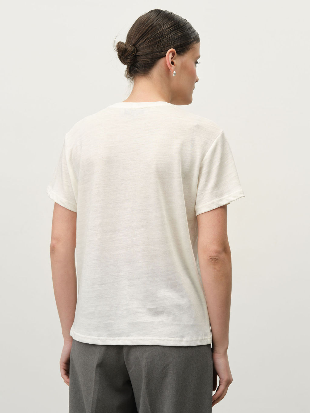 Футболка из крапивы 2882 молочная