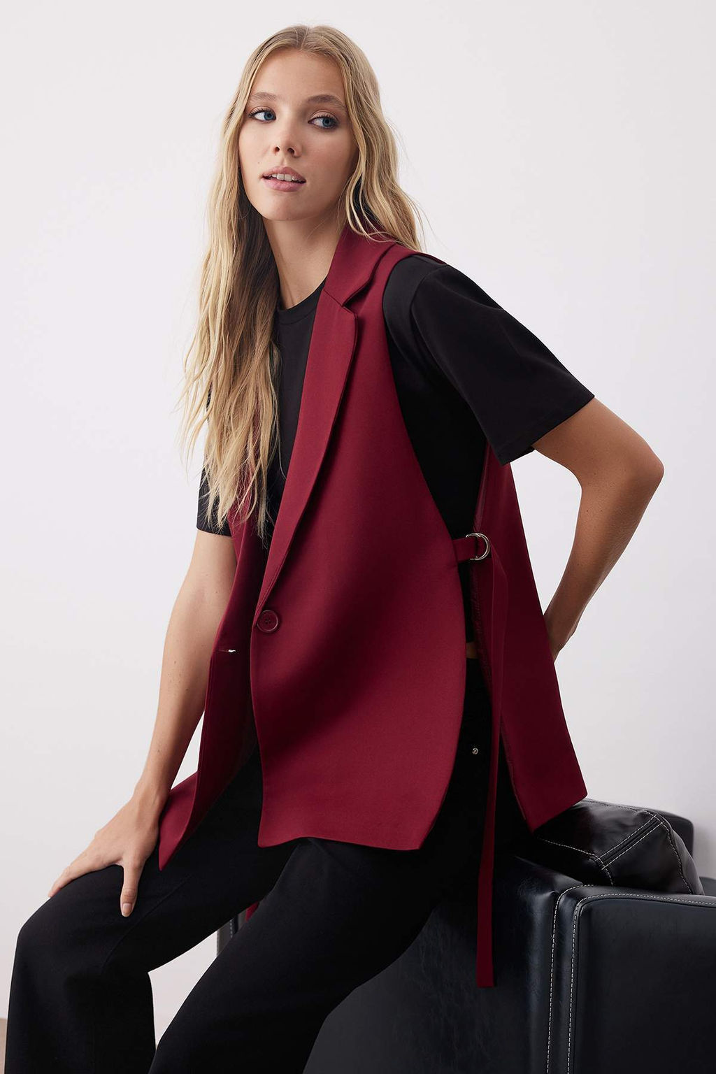 Bordo Oversize Aksesuarl? Yandan Baglama Detayl? Tek Dugmeli Astarl? Dokuma Yelek TWOAW23YE00032