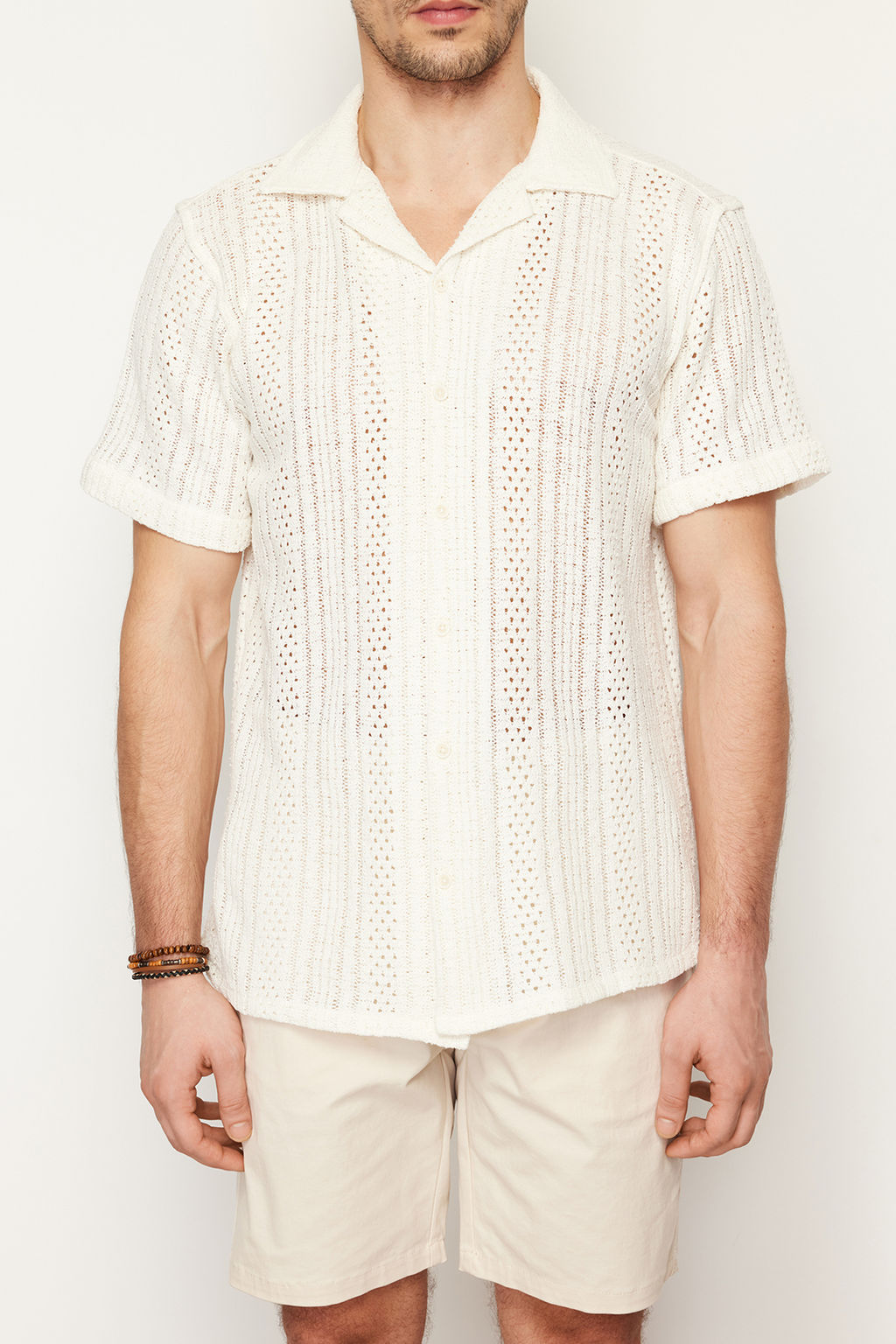 Trendyolmilla Man Ekru Regular Fit Apas Yaka Triko Gorunumlu Gomlek TMNSS24GO00026  фото 6