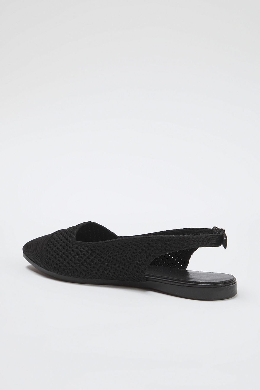 Siyah Triko Arkas? Ac?k Sivri Burun Kad?n Babet TAKSS25BE00008