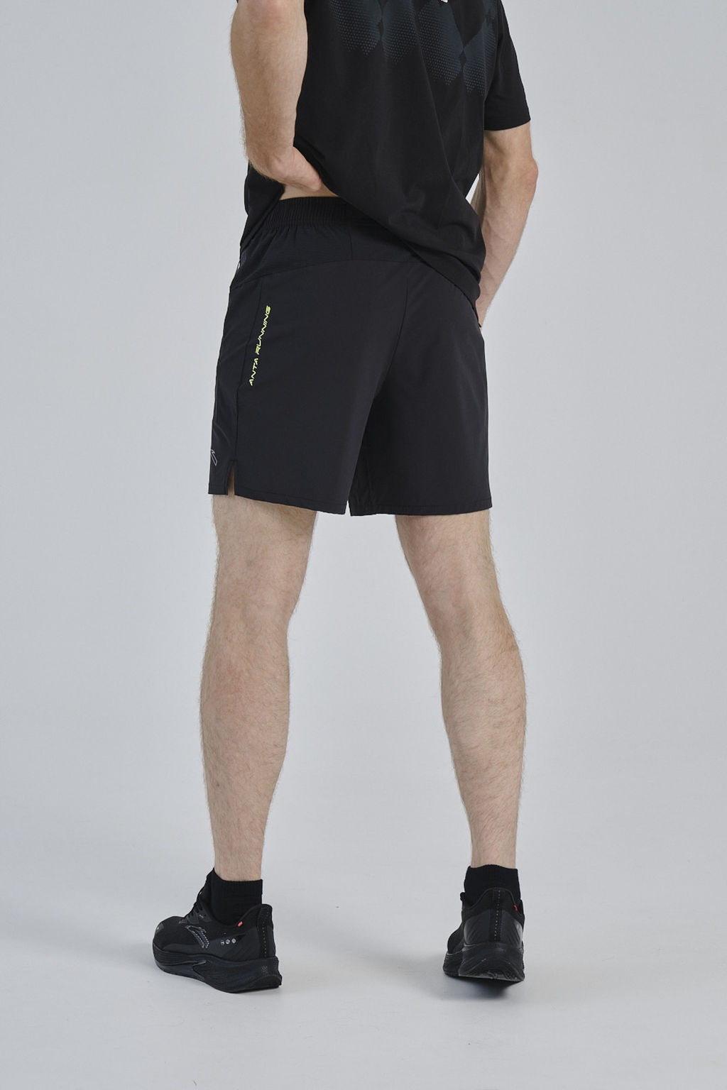 Шорты текстильные Черный ADVANCED RUNNING Woven Shorts - Anta фото 6