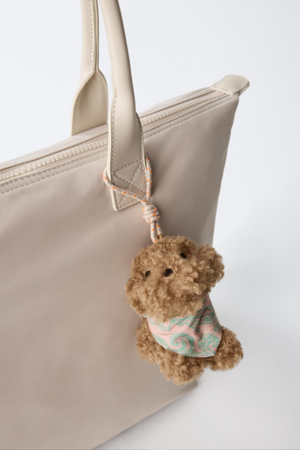 SHOPPER NYLON CHARM PERRITO / Blanco Crudo - Zara фото 3