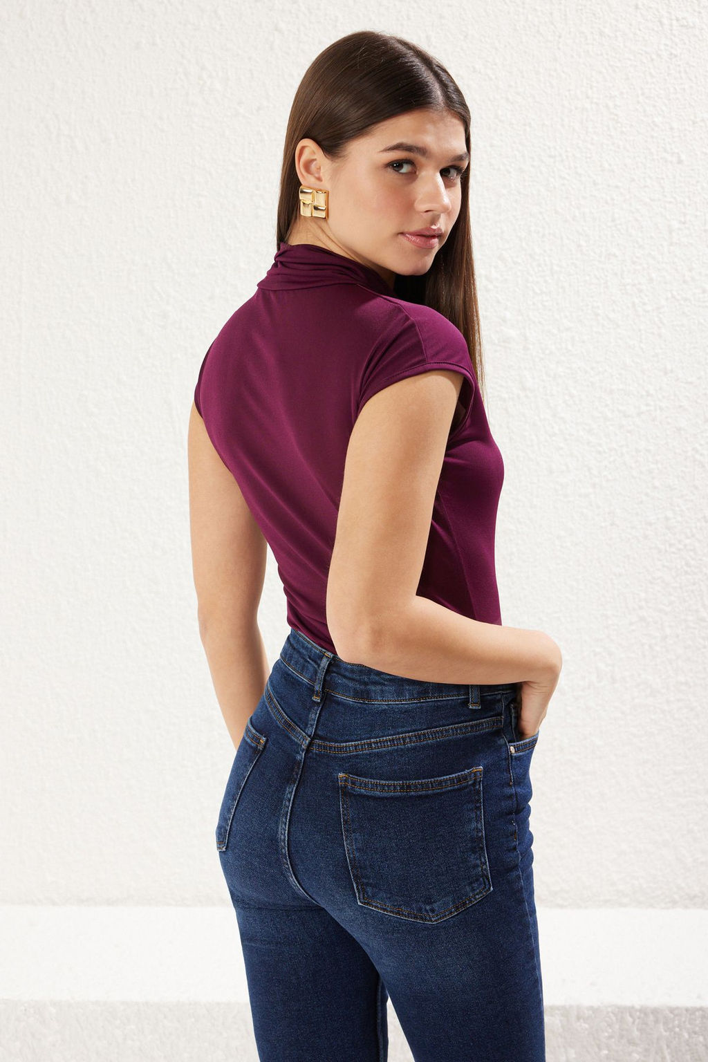 TRENDYOLMILLA Murdum Aksesuar Detayl? Fitted/Vucuda Oturan Esnek Orme Body TWOSS25BD00000 фото 12