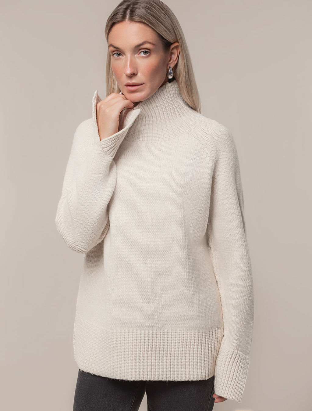 D34.195 Свитер женский овсяный меланж