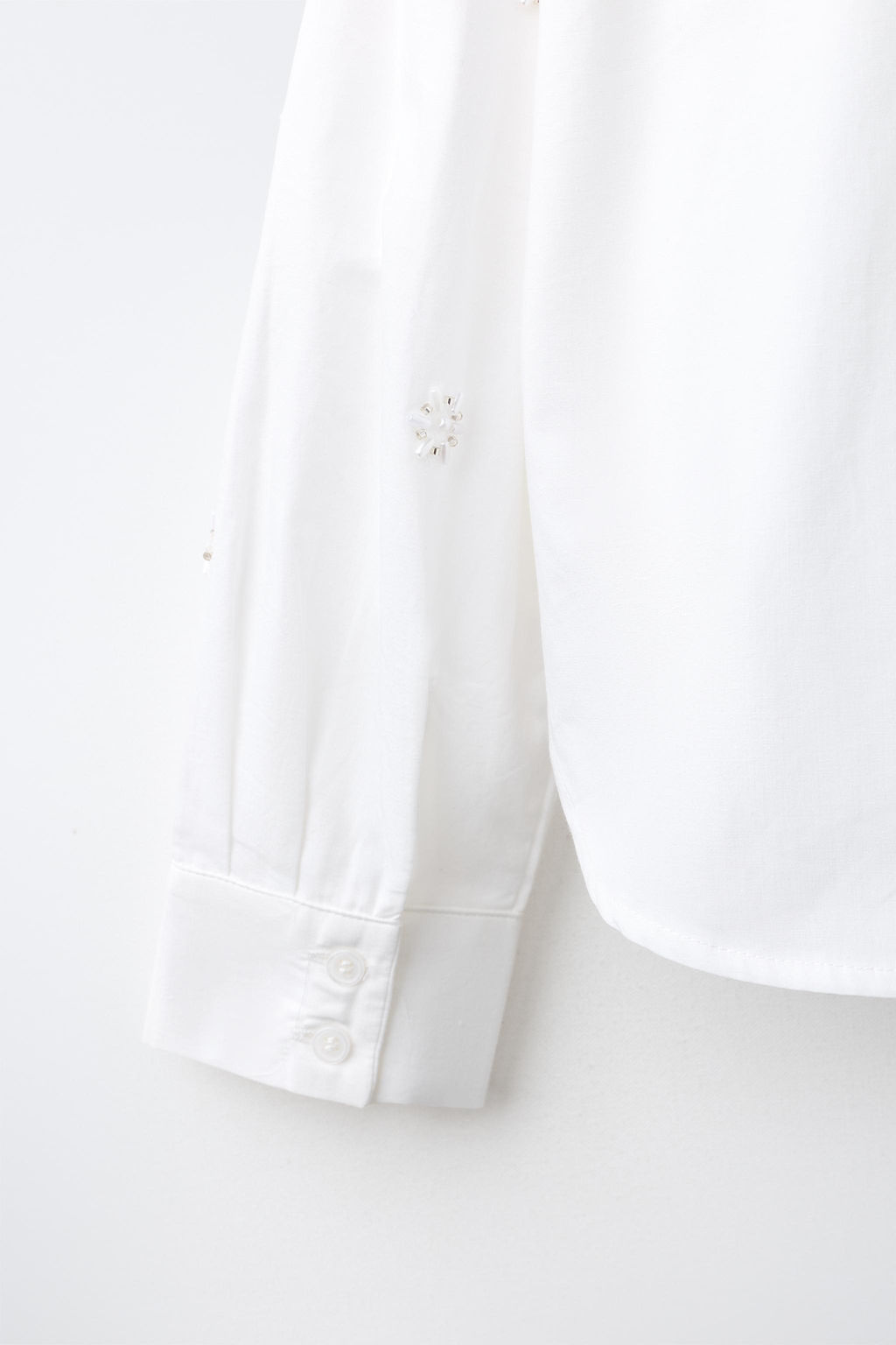 PACK CAMISA Y TOP FRUNCIDO RAYAS Y APLIQUE ABALORIOS / Blanco - Zara фото 6