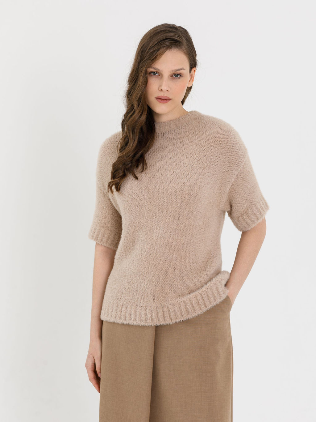 Блузка вязаная