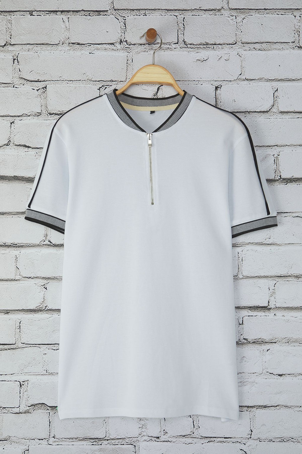 TRENDYOL MAN Beyaz Regular/Normal Kesim Biyeli Hakim Yaka Polo Yaka T-shirt TMNSS25PO00016 - Trendyolmilla фото 2