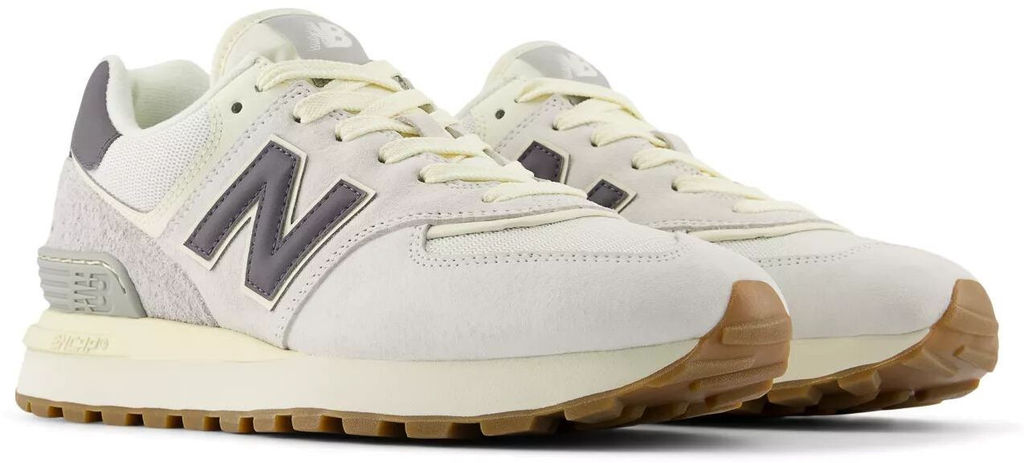 Кроссовки взрослые