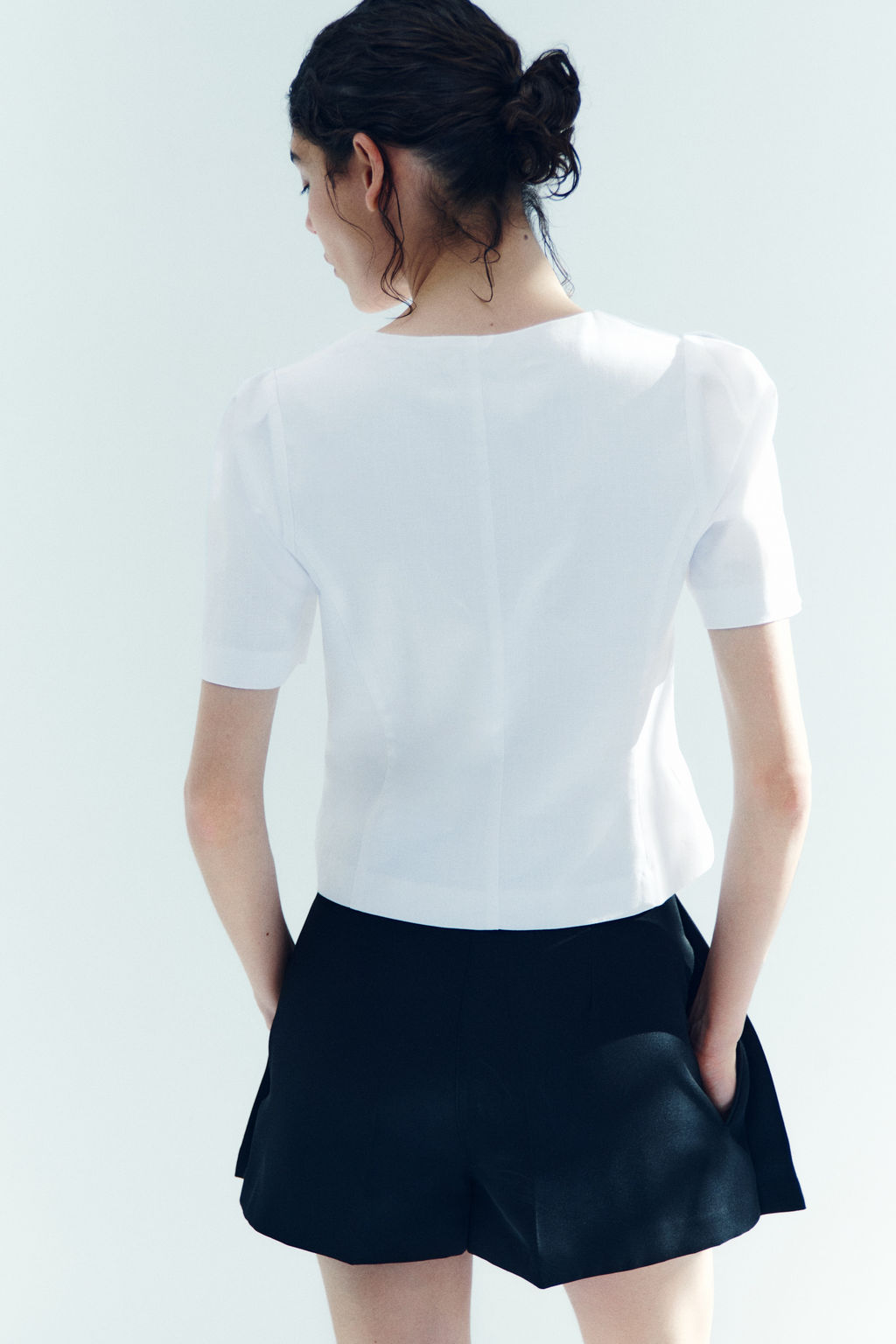 Blusa con escote en U - H&m фото 6