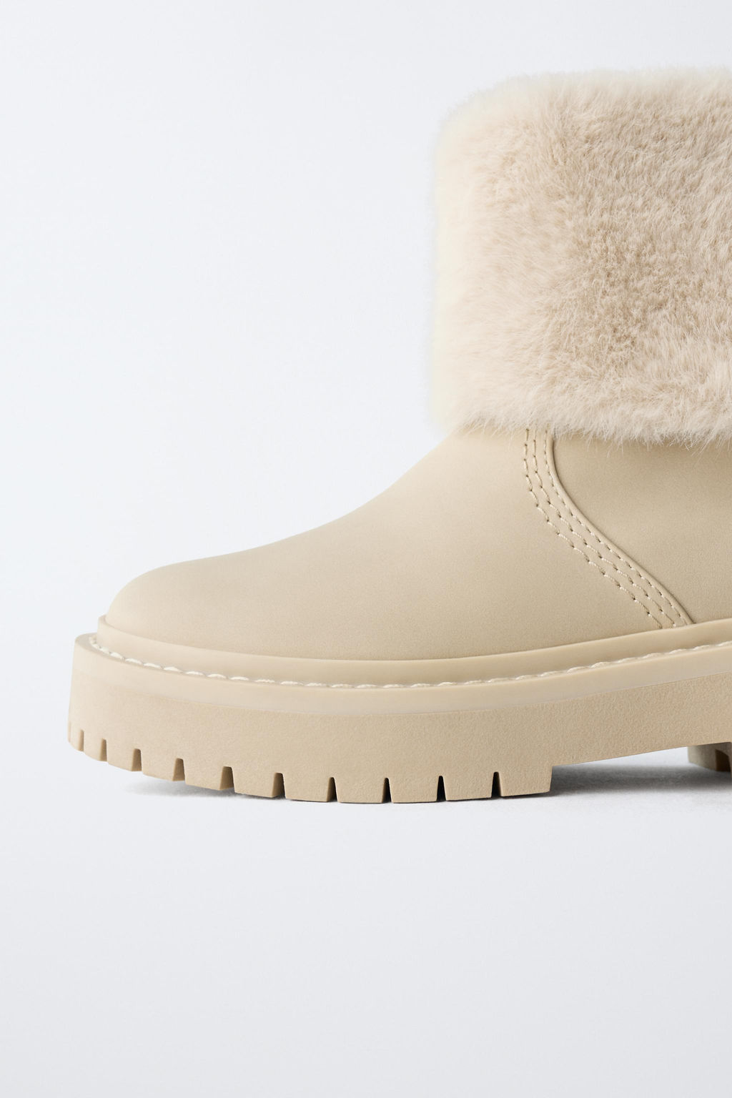 FAUX FUR ANKLE BOOTS - Zara фото 6