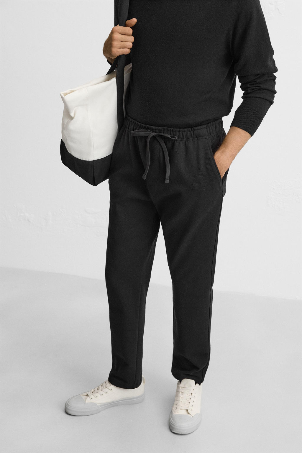 PANTAL?N CINTURA JOGGER CONFORT / Negro - Zara фото 5