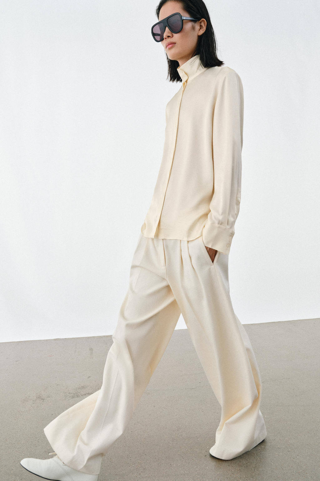 CAMISA FLUIDA SATINADA ZW COLLECTION / Crudo