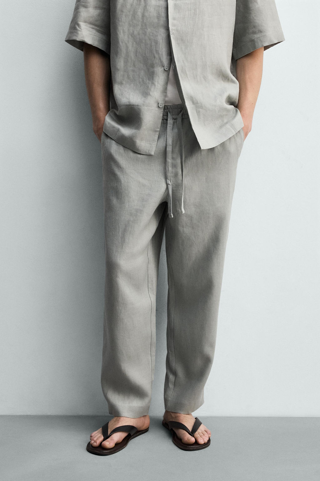 PANTAL?N RELAXED FIT 100% LINO / Marr?n / Topo
