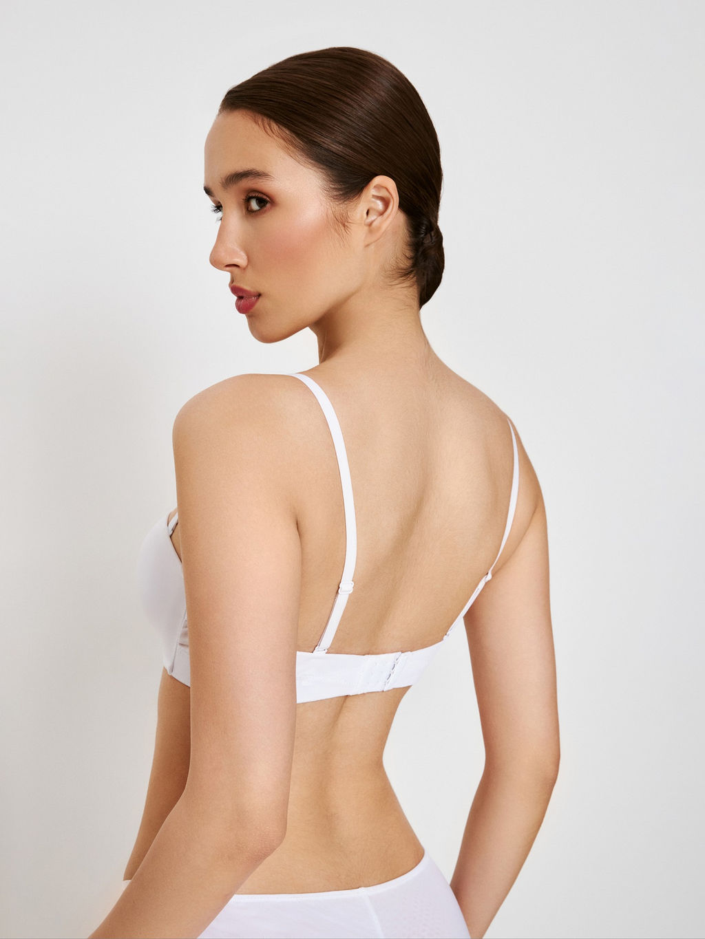 Infinity / Бюстгальтер Balconette жен. Odrie белый - Infinity Lingerie фото 4