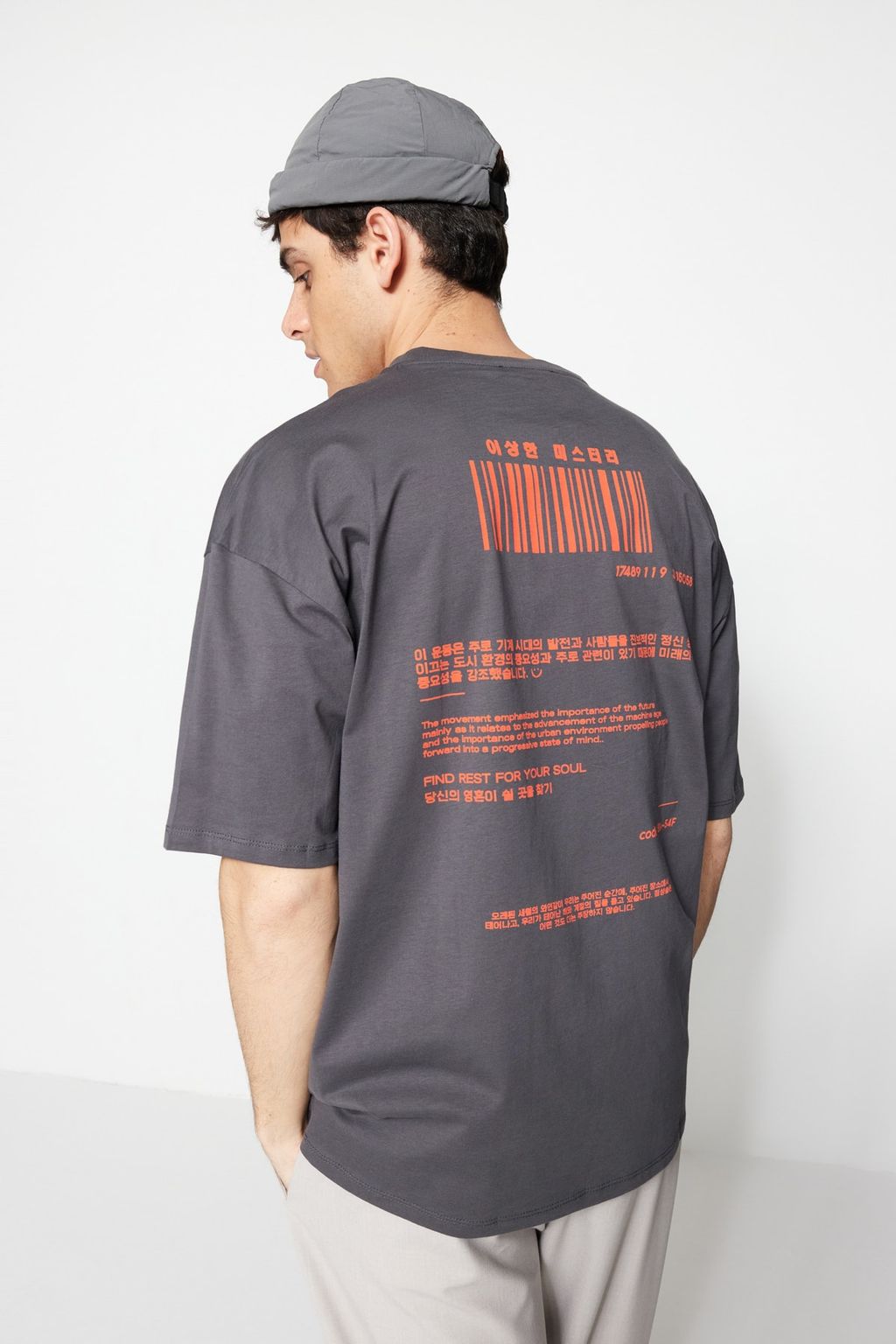 Antrasit Oversize/Genis Kesim K?sa Kol Uzakdogu Bask?l? %100 Pamuklu T-Shirt TMNSS23TS00159 - Trendyolmilla фото 3