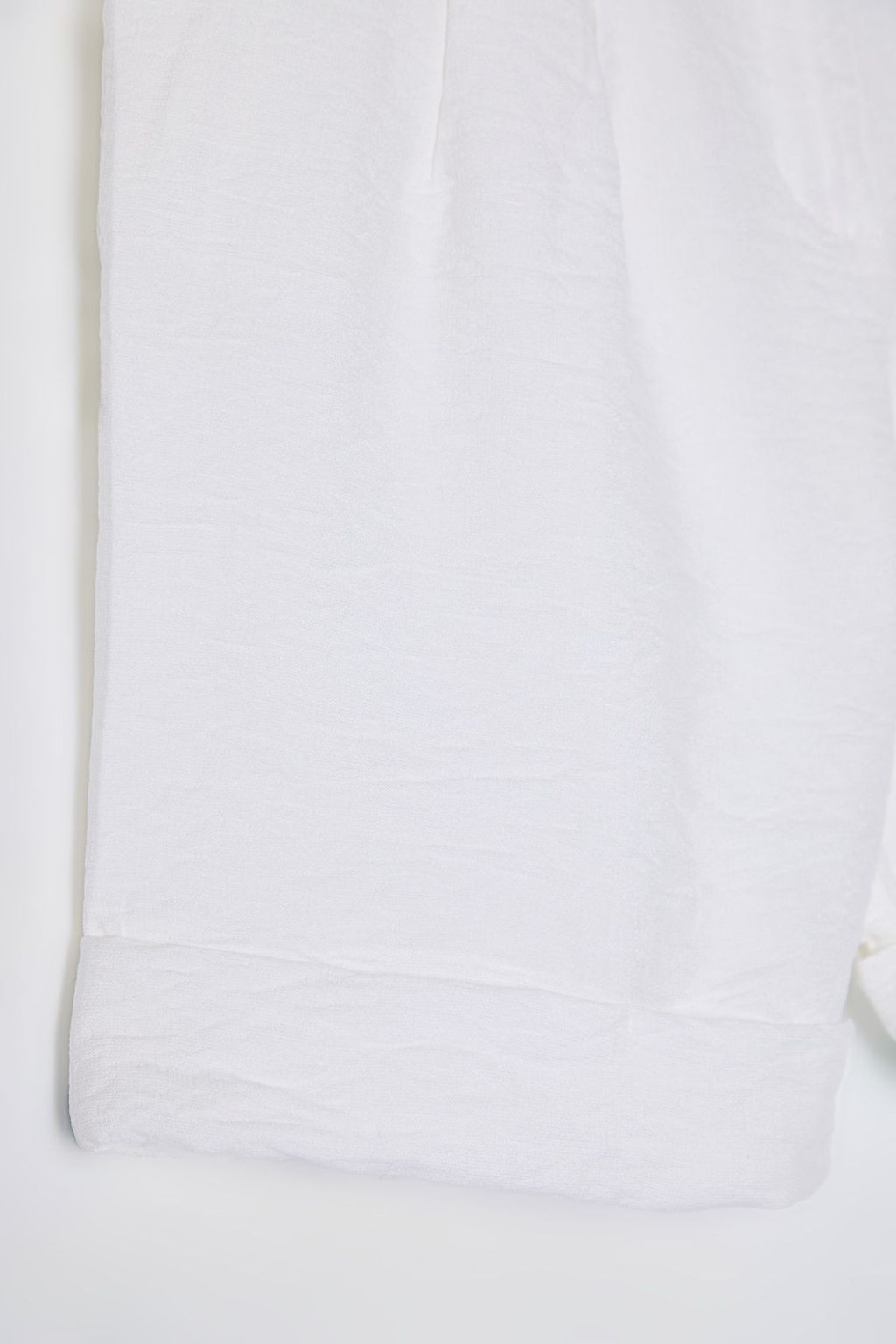 TRENDYOLMILLA Beyaz Pacas? K?v?rmal? Dokuma Sort TWOSS21SR0146  фото 8