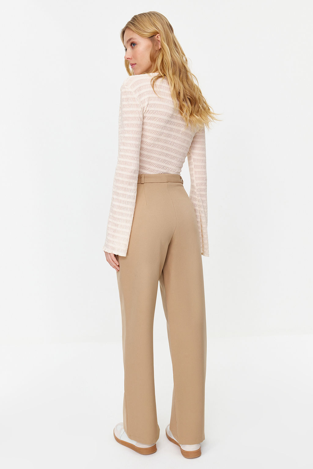 TRENDYOLMILLA Siyah Wide Leg/Genis Paca Dokuma Kumas Pantolon TWOAW21PL0332  фото 6