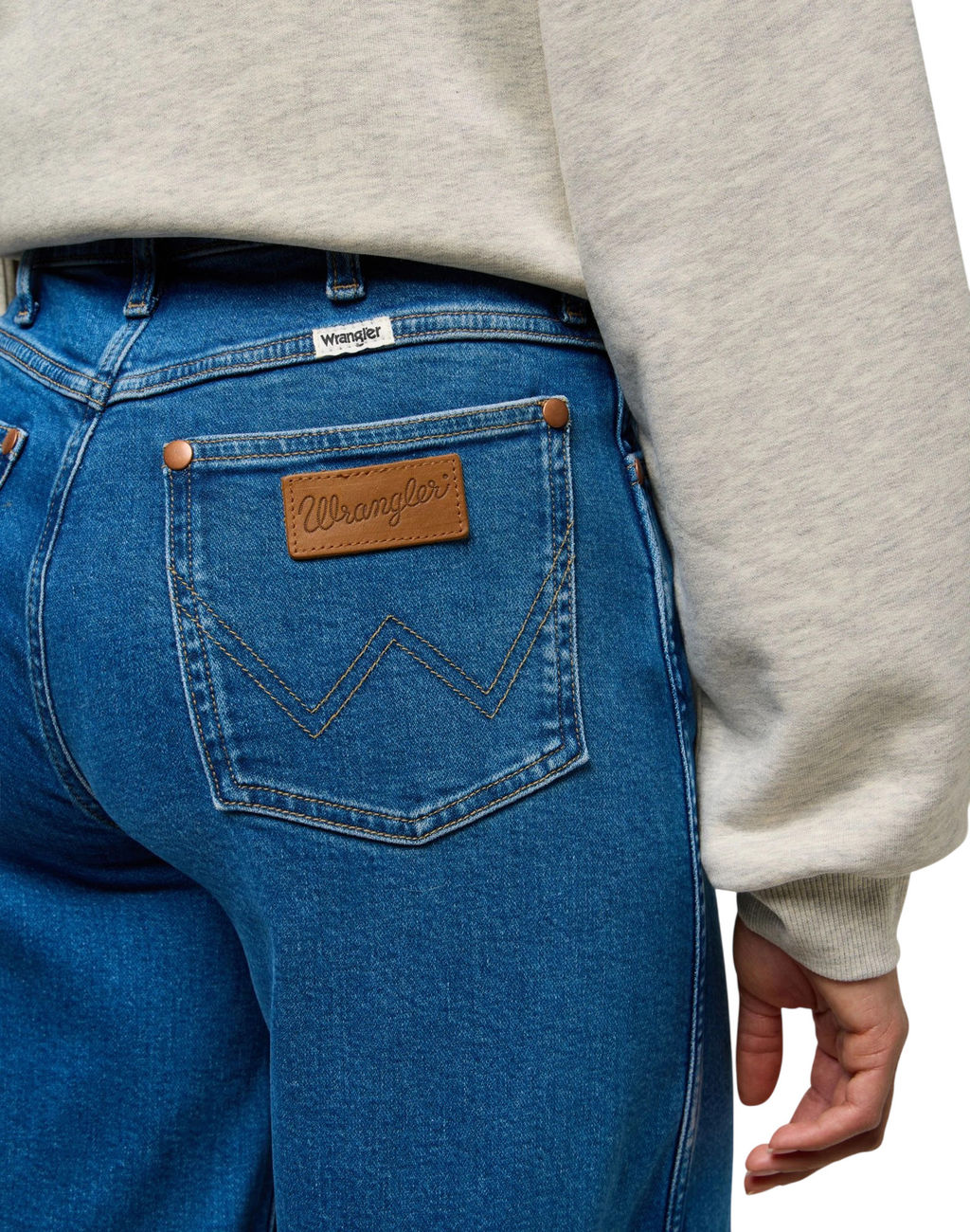 Джинсы женские