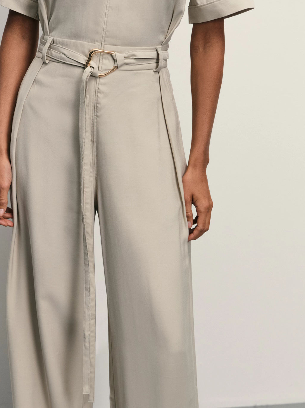 Комбинезон на молнии с поясом / Zarina  фото 2