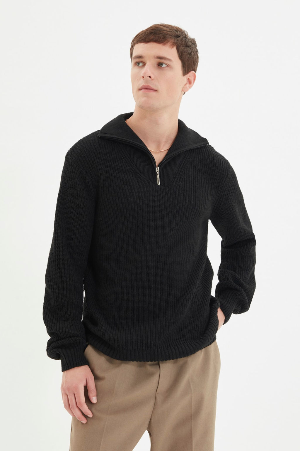 Siyah Regular Fit Yunlu Fermuarl? Bal?kc? Yaka Triko Kazak TMNAW22KZ0347