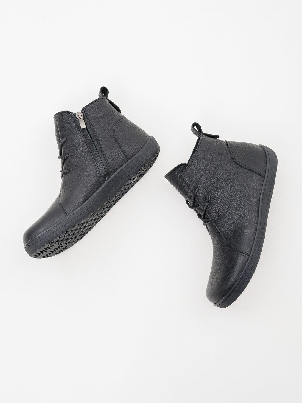 Босоногие ботинки 352.NATAbl.Черный флоттер/мех