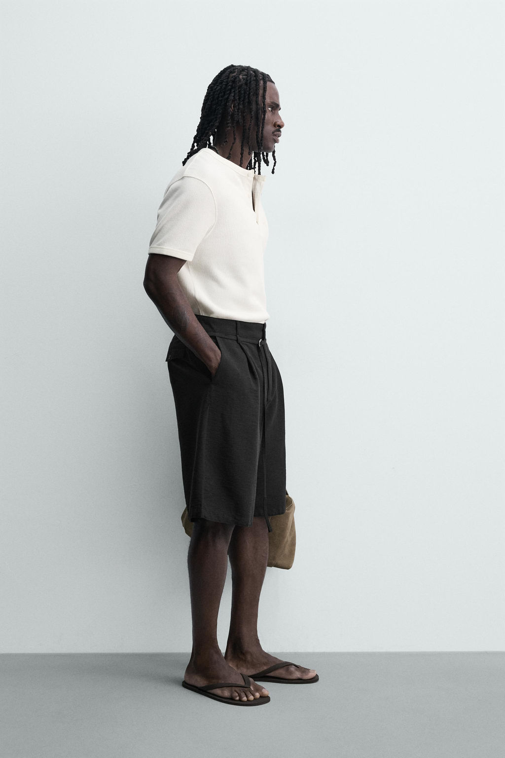 BERMUDA RELAXED FIT PLIEGUES CINTUR?N / Verde gris - Zara фото 4
