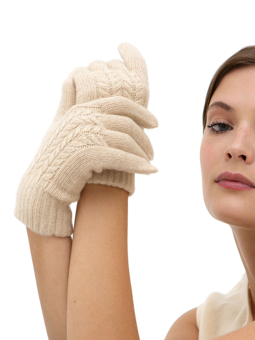 Перчатки из кашемира 31121 бежевые