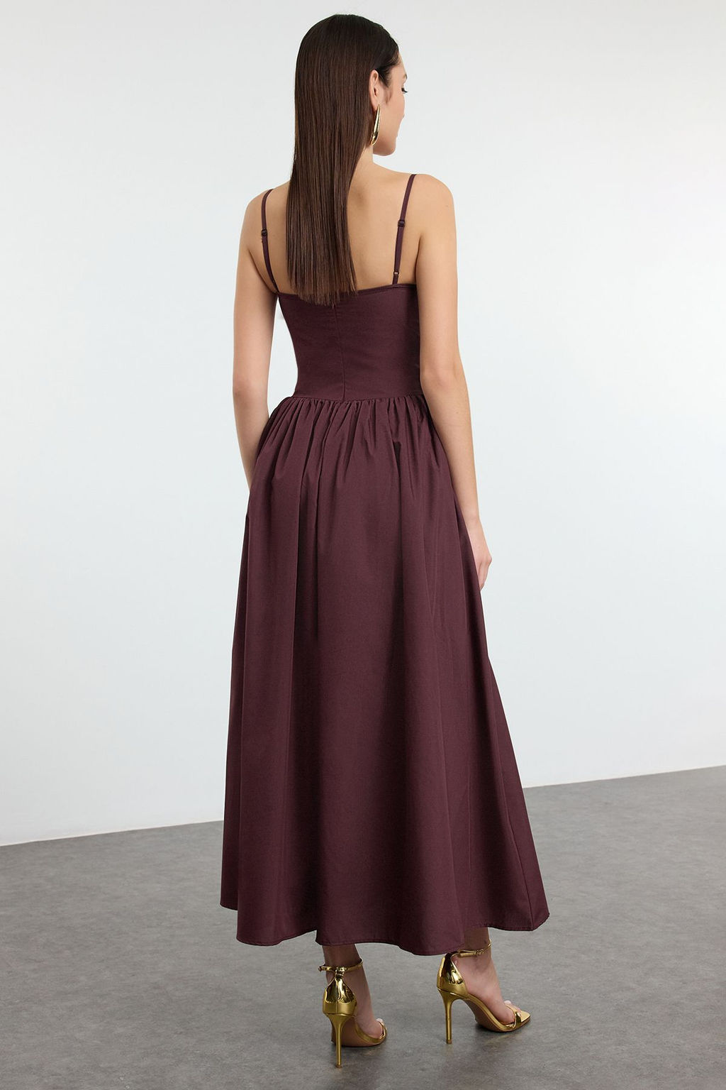 TRENDYOLMILLA Siyah A-Kesim Poplin Dokuma Midi S?k Elbise TPRSS24EL00294 фото 5