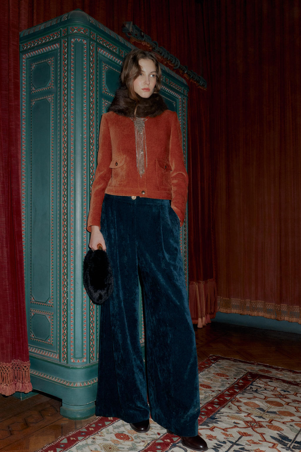 VELVET WIDE-LEG TROUSERS