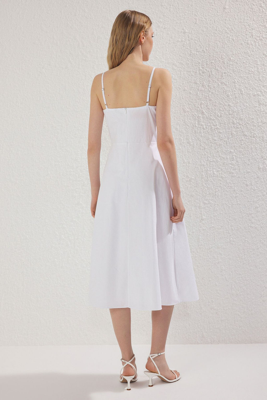 TRENDYOLMILLA Ekru A Kesim Nak?sl? Midi Astarl? Poplin Dokuma Elbise TWOSS25EL00218  фото 5
