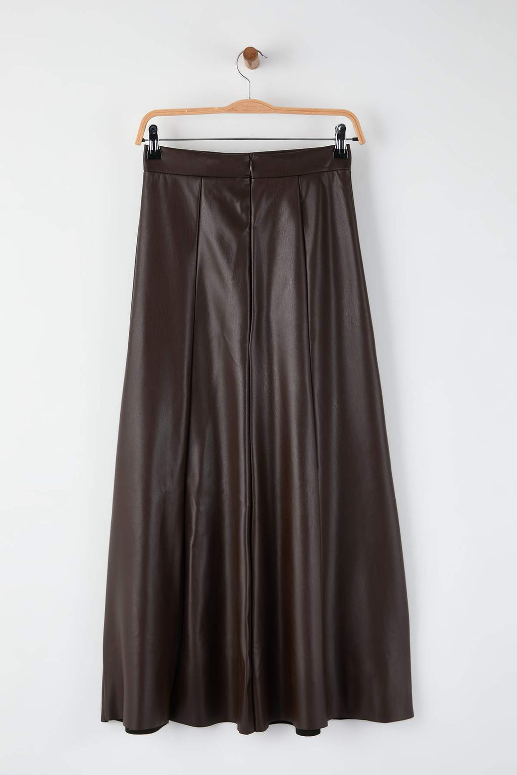 Koyu Kahverengi Suni Deri Yuksek Bel Maxi Etek TWOAW24ET00151